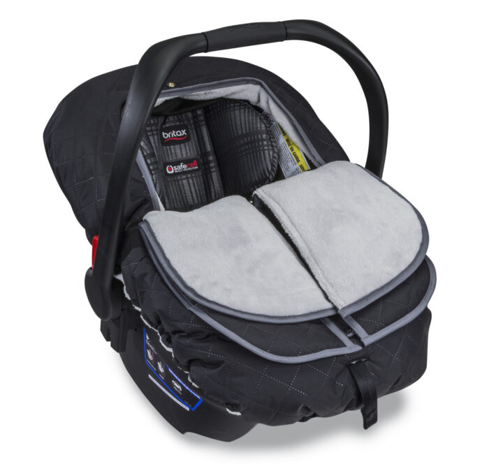 B Warm Black Half Open R 300 RGB
