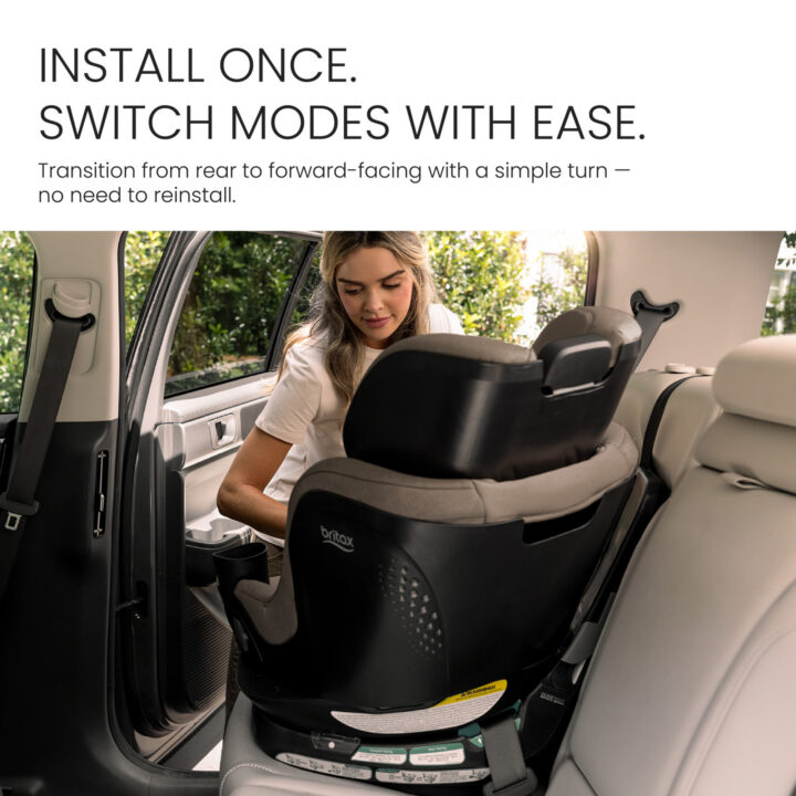 Install once. Switch modes with ease. Transition from rear- to forward-facing with a simple turn – no need to reinstall.