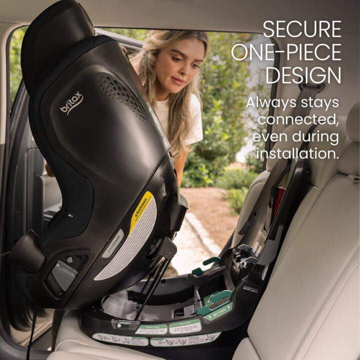 Secure one-piece design. Always stays connected, even during installation.