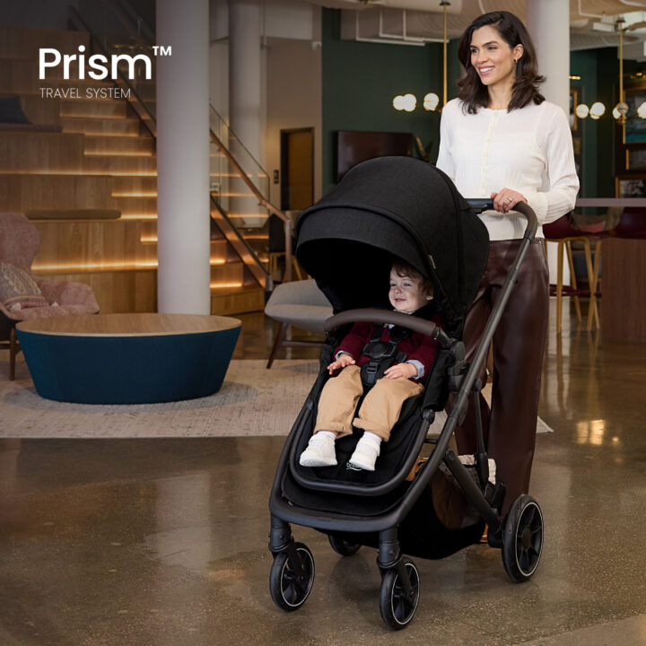TD647 A Prism Travel System Raven Black 4 Master